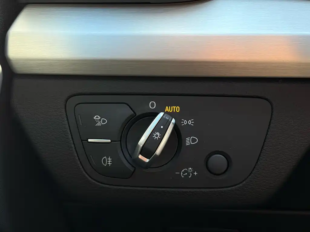 Audi Q5L — миниатюра 18
