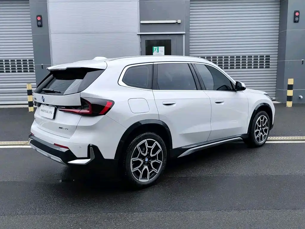 BMW X1 2025 sDrive25Li X