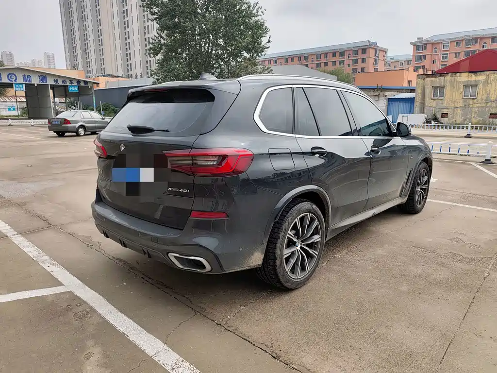 BMW X5 (Import) — миниатюра 6