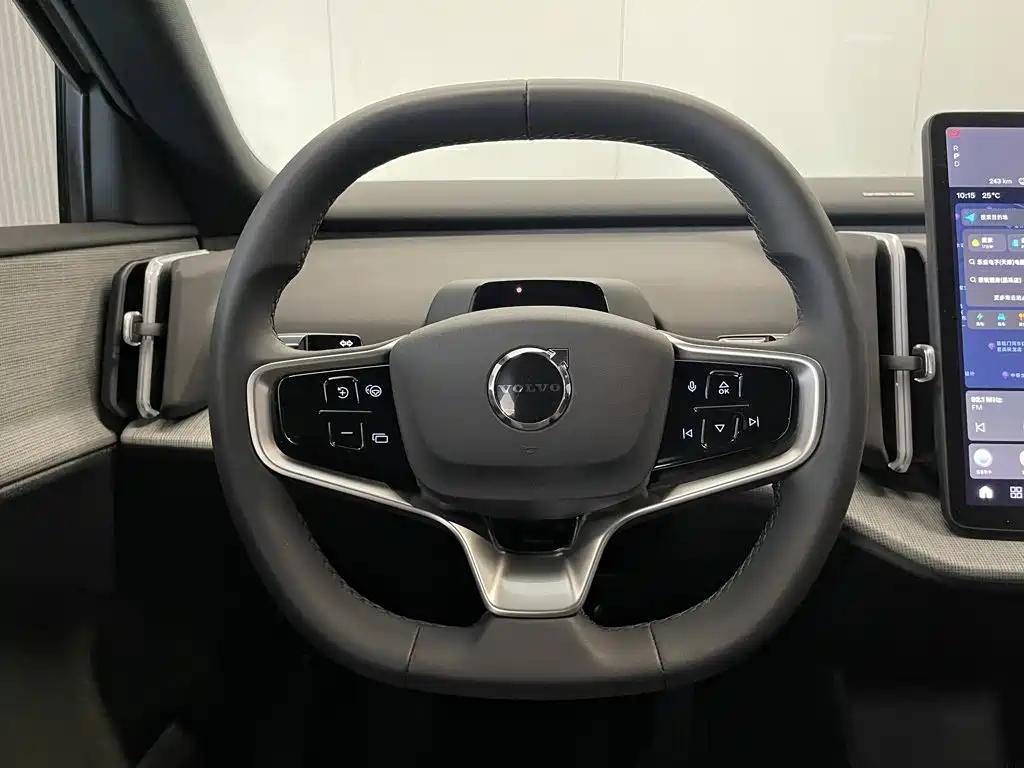 Volvo EX30 — миниатюра 14