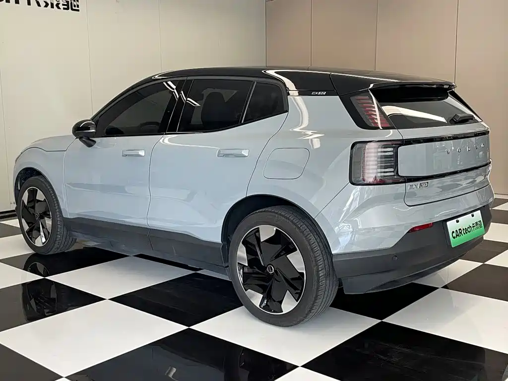 Volvo EX30 — миниатюра 7