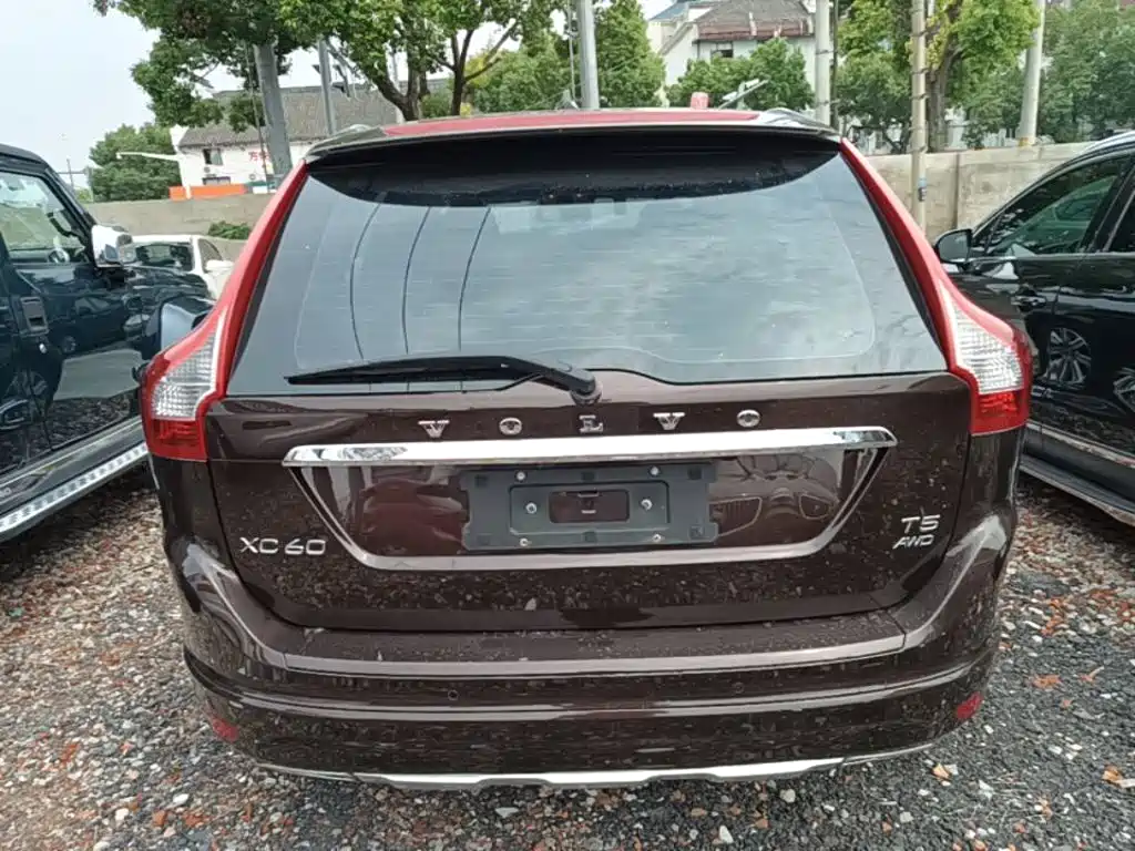 Volvo XC60 — миниатюра 6