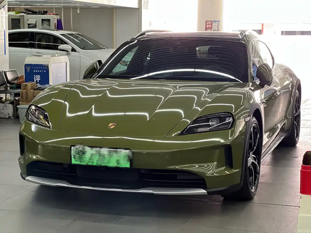 Porsche Taycan