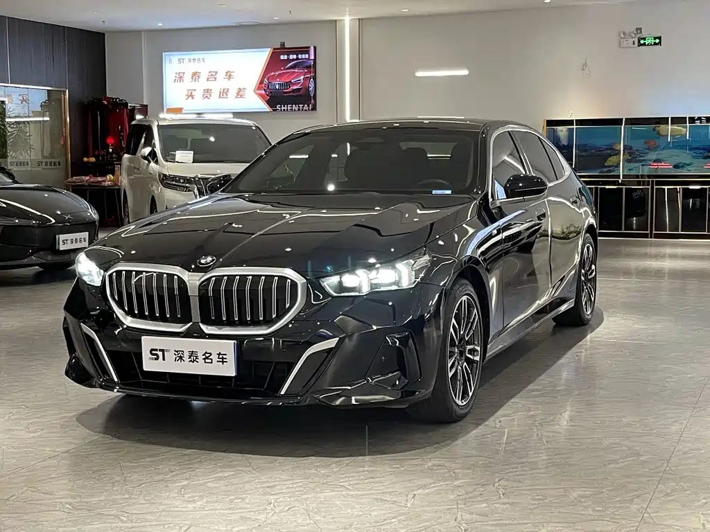 BMW 5 Series 2024