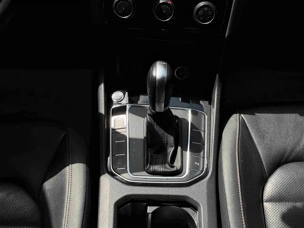 Volkswagen Golf Sportsvan — миниатюра 13