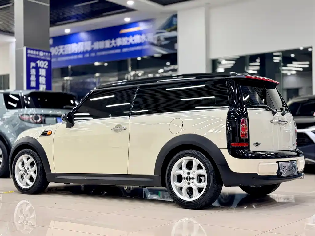 MINI Mini Clubman — миниатюра 7