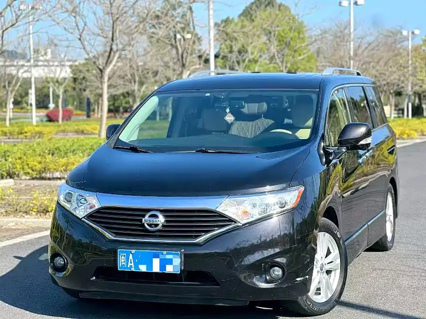 Nissan Quest 2018