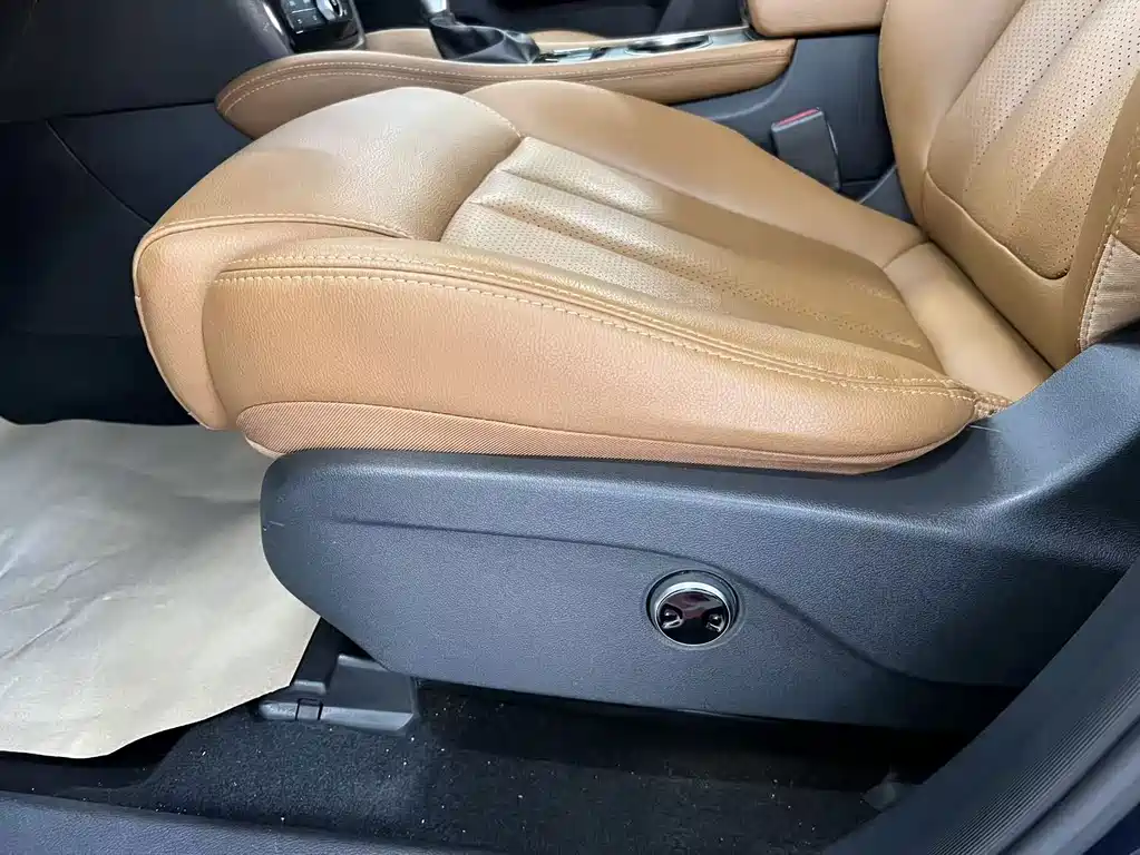 BYD MAX — миниатюра 19