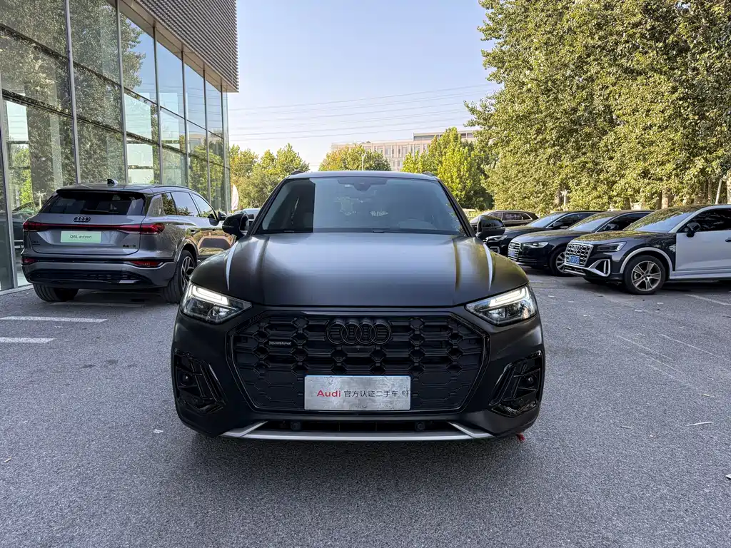 Audi Q5L — миниатюра 2