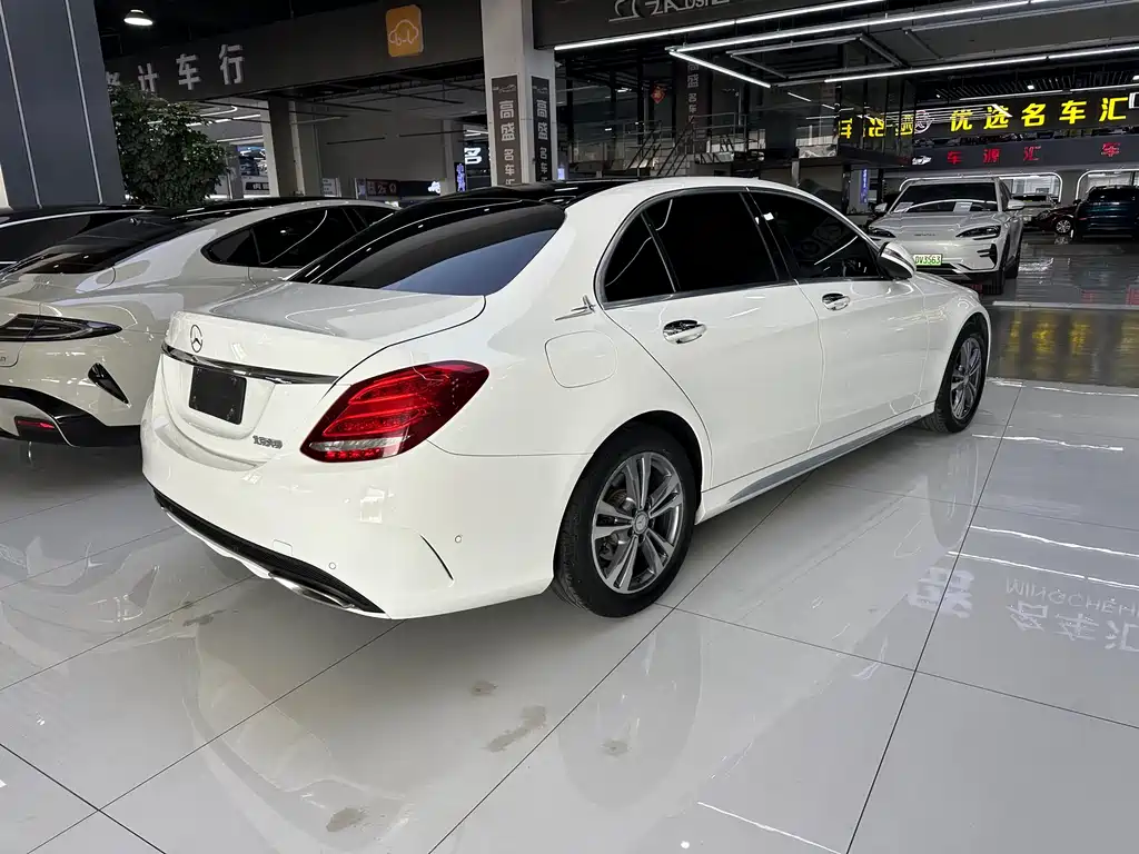 MERCEDES-BENZ C CLASS