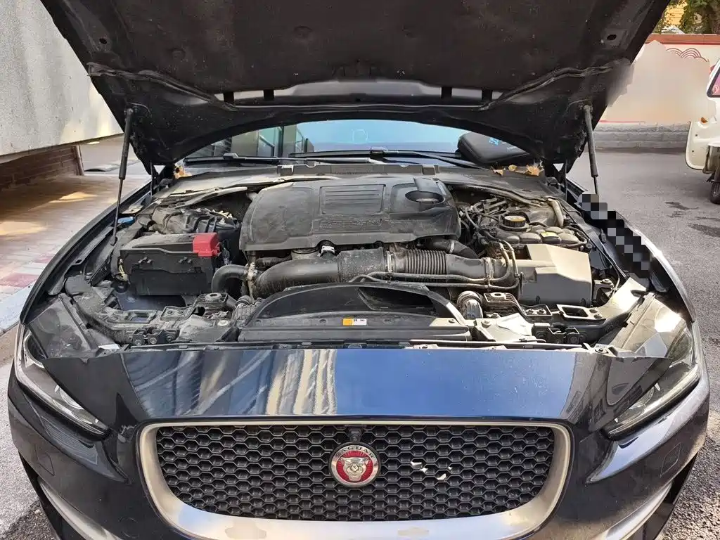 Jaguar XE — миниатюра 21
