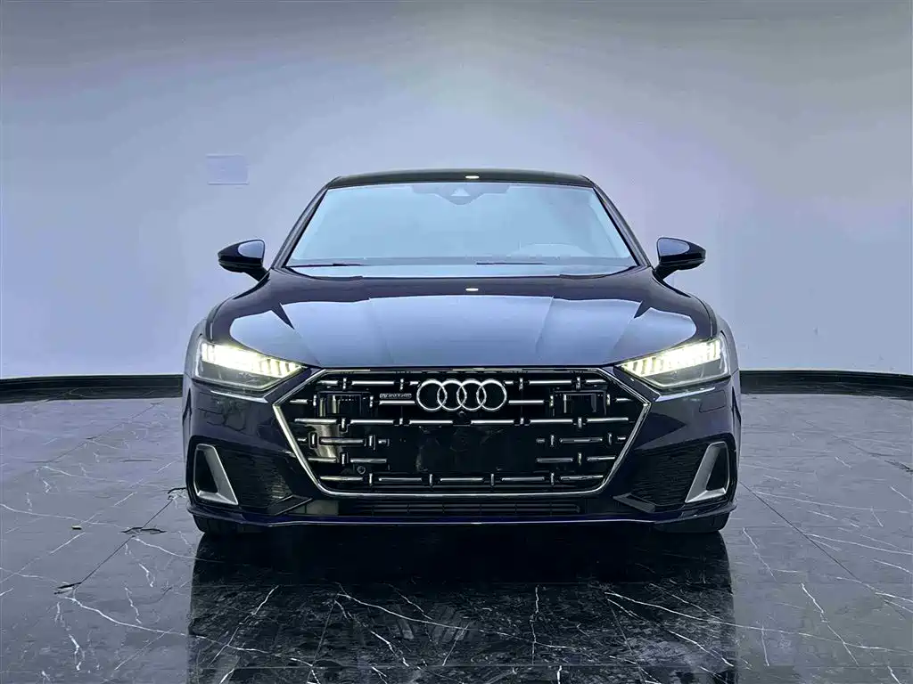 Audi A7L 2022 55 TFSI quattro S-line