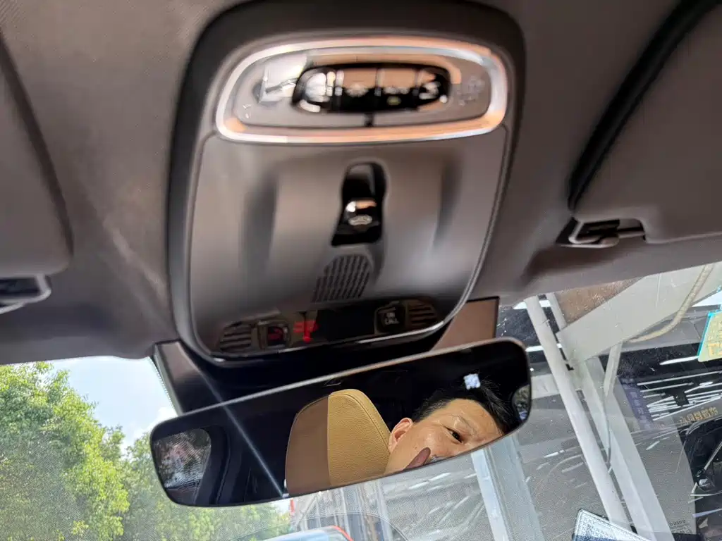 Volvo XC90 — миниатюра 28