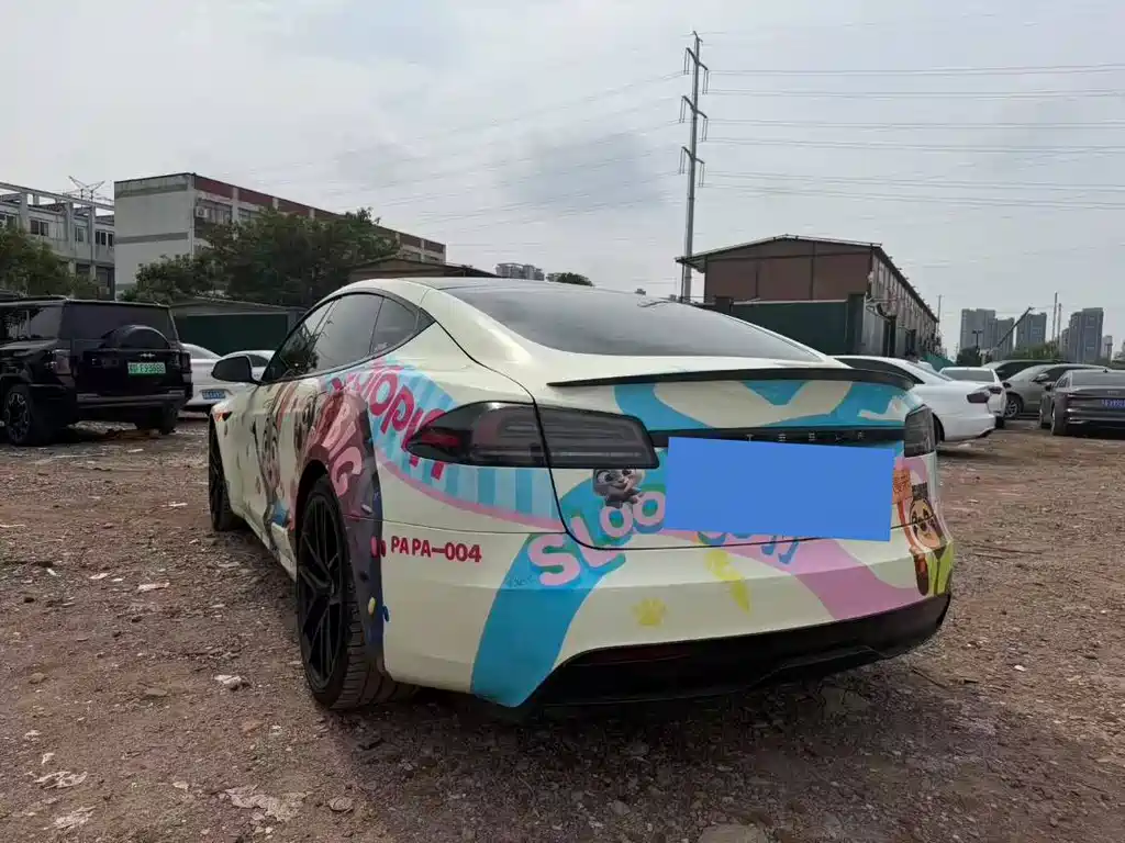 Tesla Model S — миниатюра 8