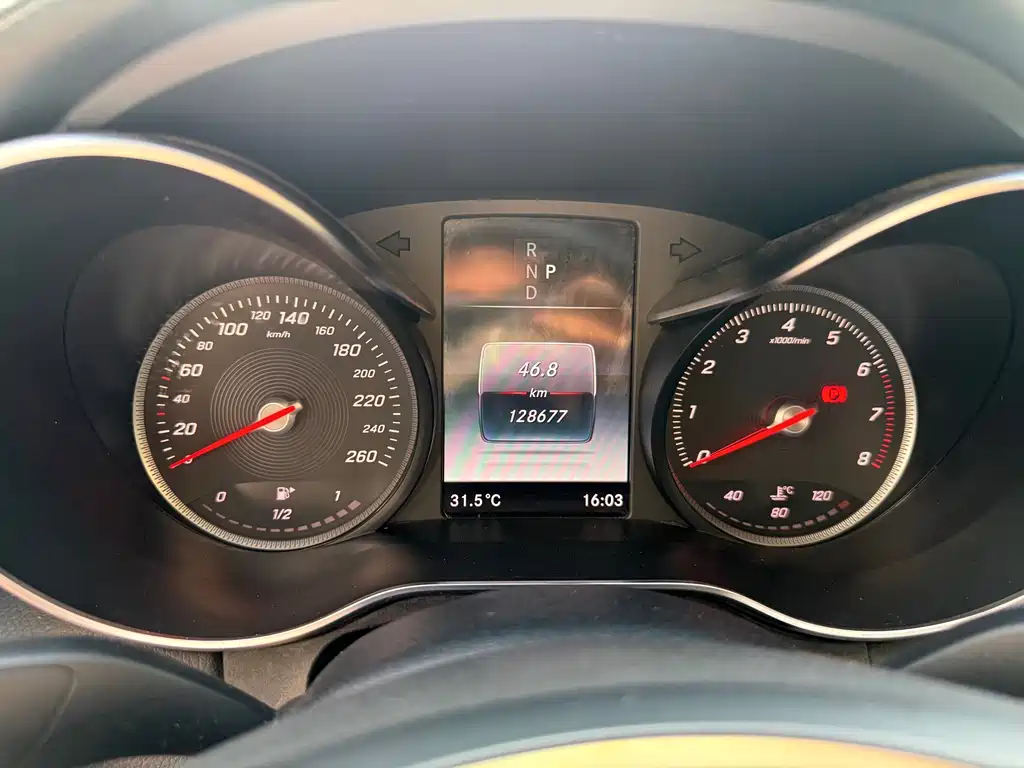 Mercedes-Benz C-Class — миниатюра 12