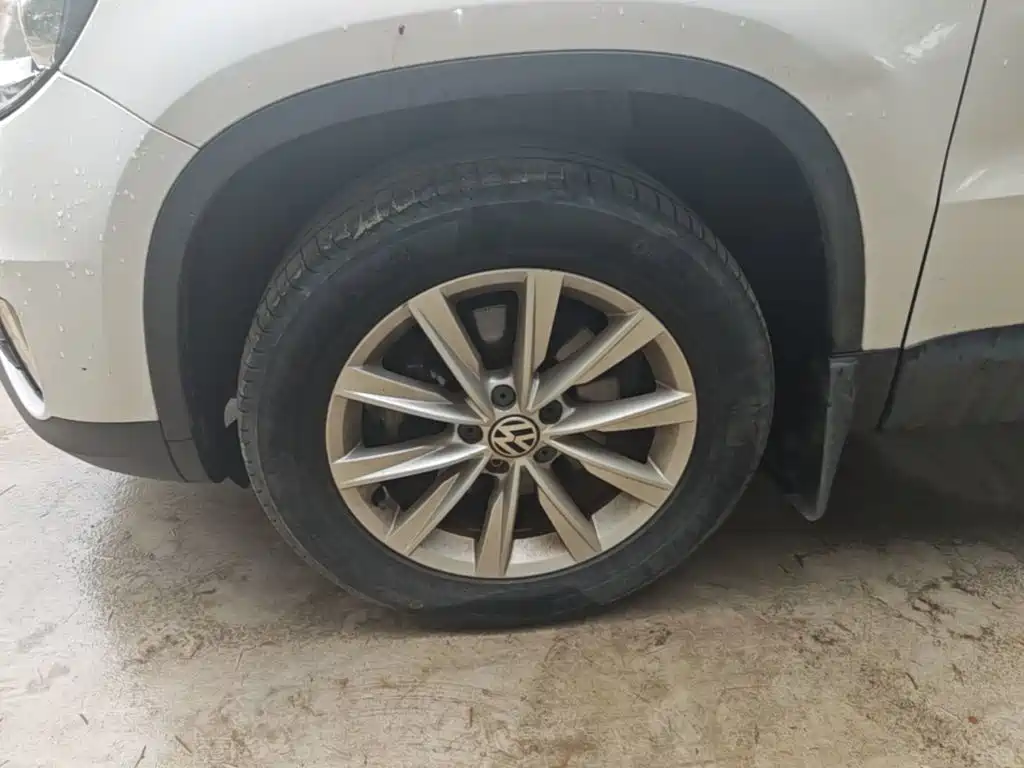 Volkswagen Tiguan — миниатюра 23