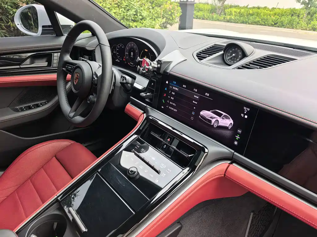Porsche Panamera — миниатюра 10
