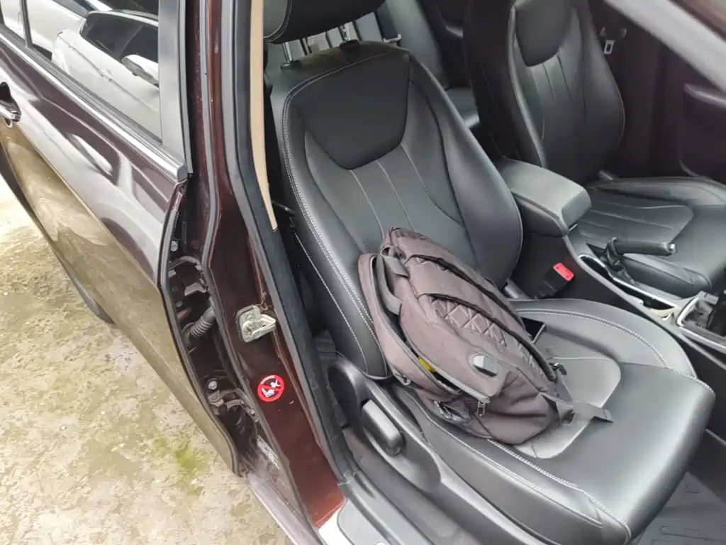 Geely Emgrand — миниатюра 25
