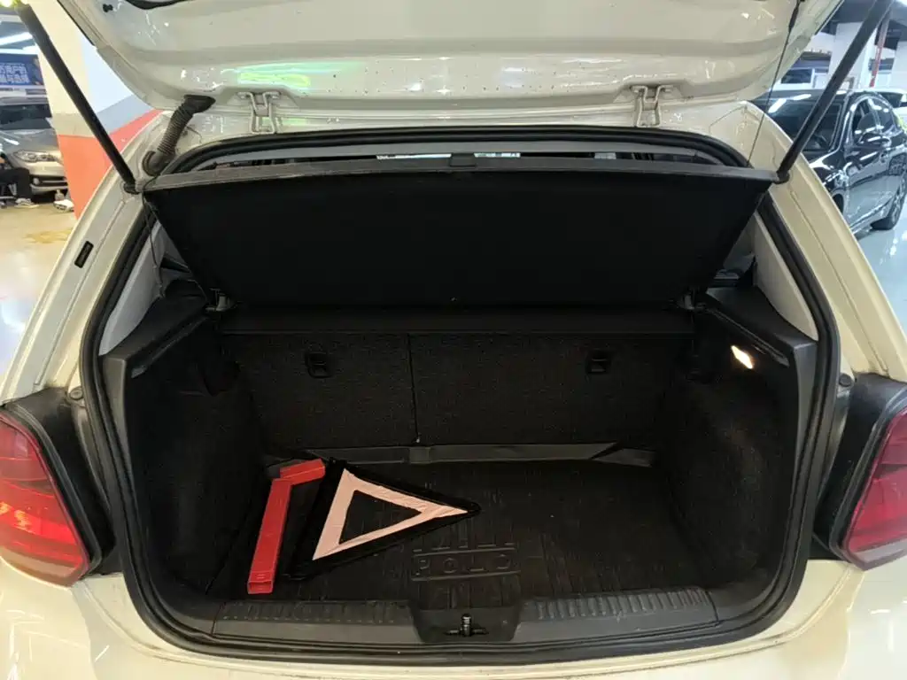 Volkswagen Polo — миниатюра 19
