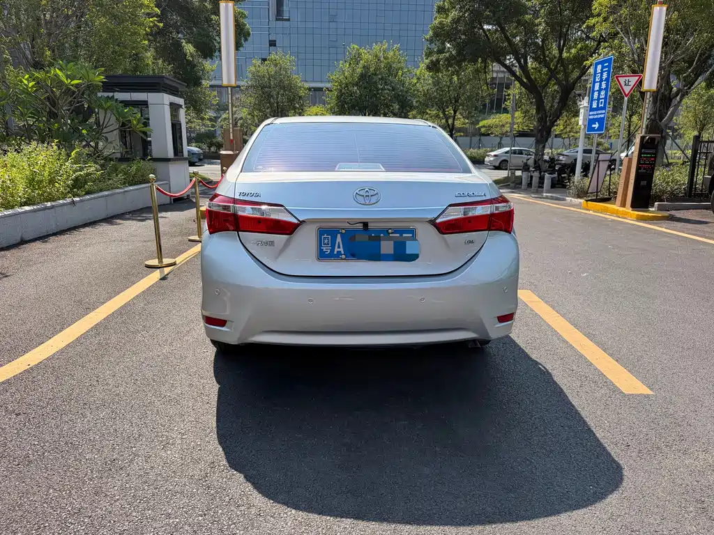 Toyota Corolla — миниатюра 4