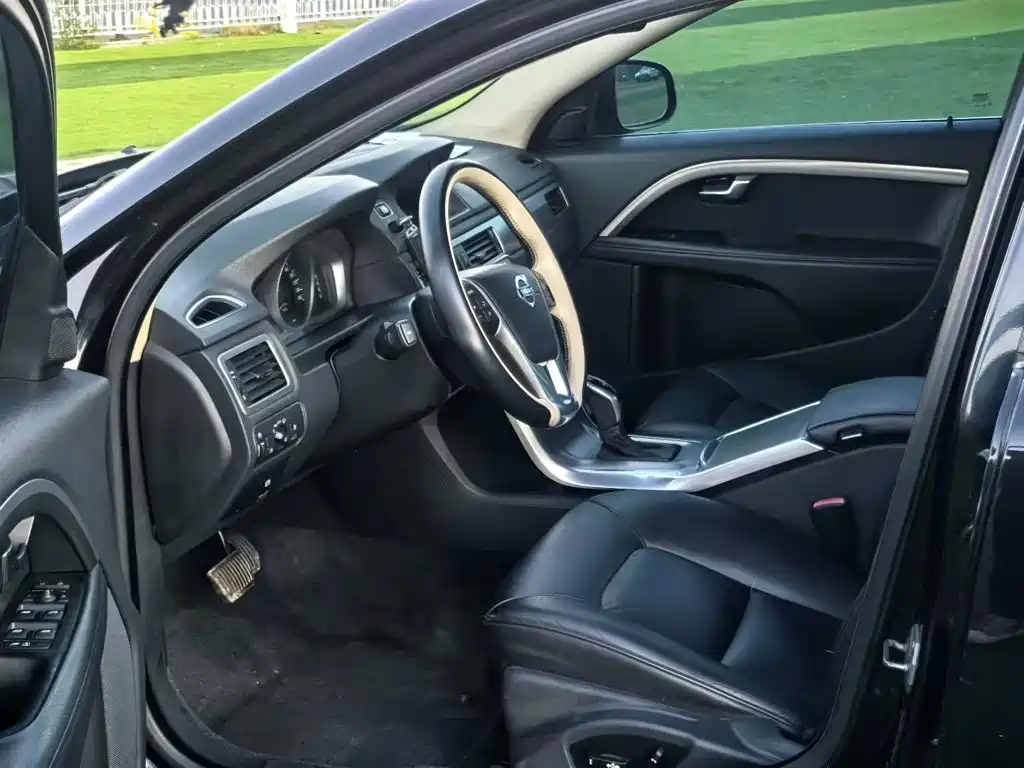 Volvo S80L — миниатюра 7