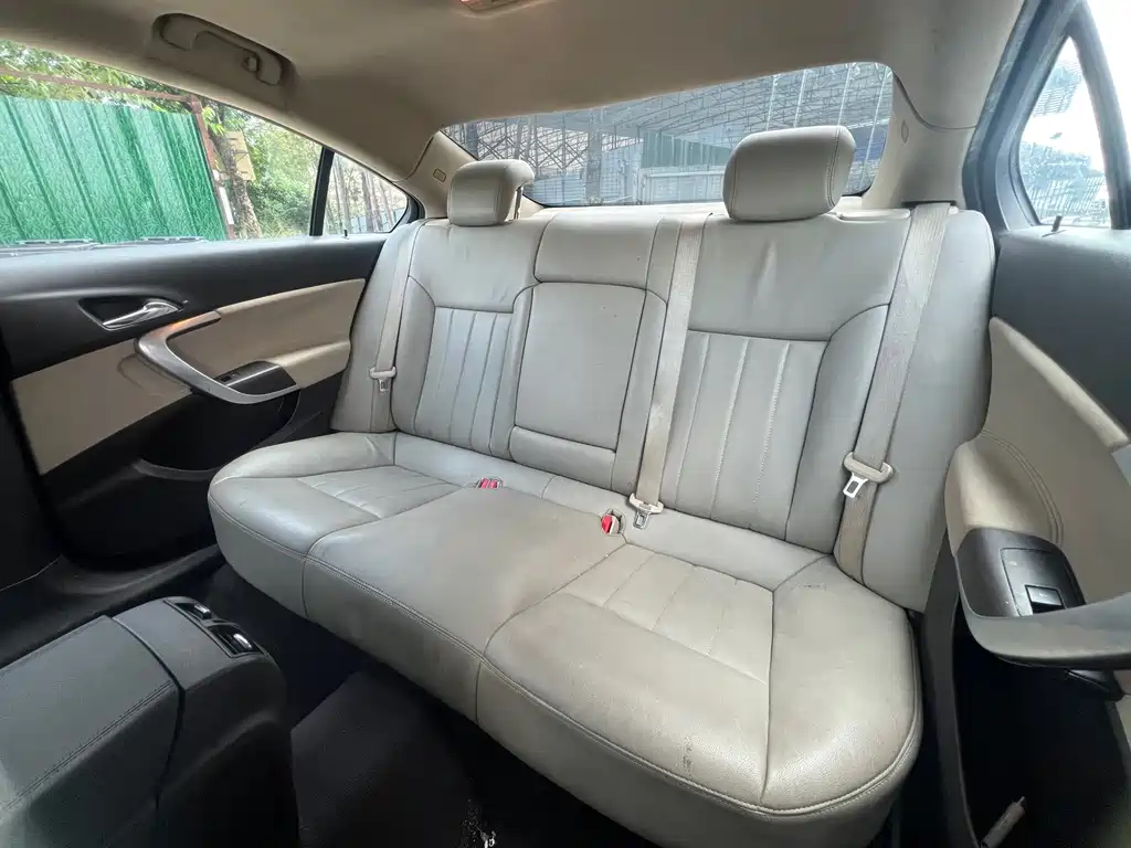 Buick Regal — миниатюра 11