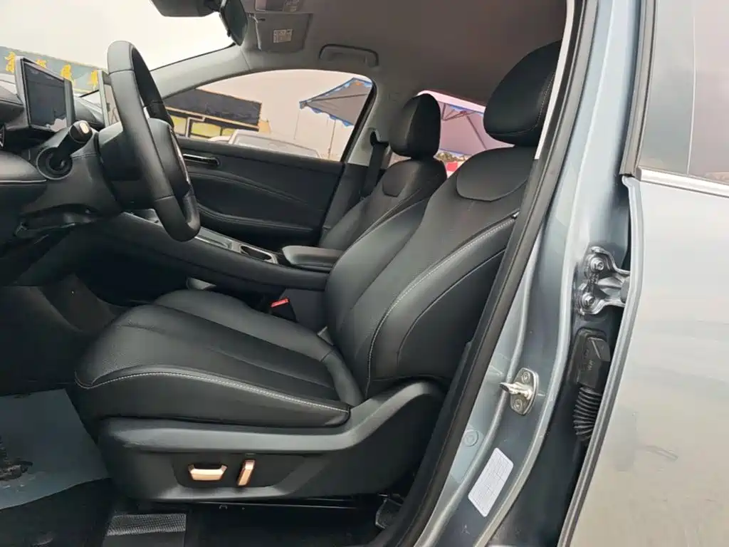 Baojun Yunhai — миниатюра 15