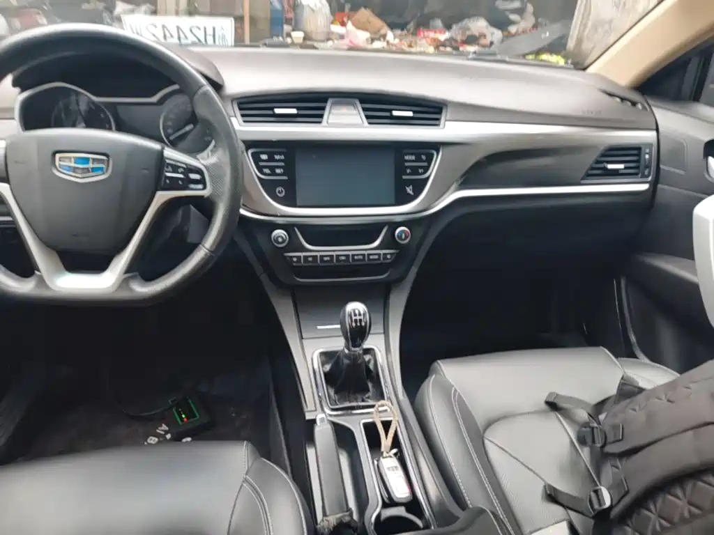 Geely Emgrand — миниатюра 13