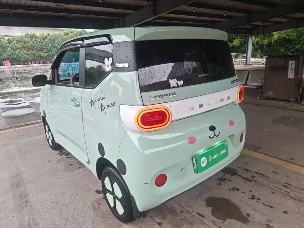 Wuling MINIEV — миниатюра 5