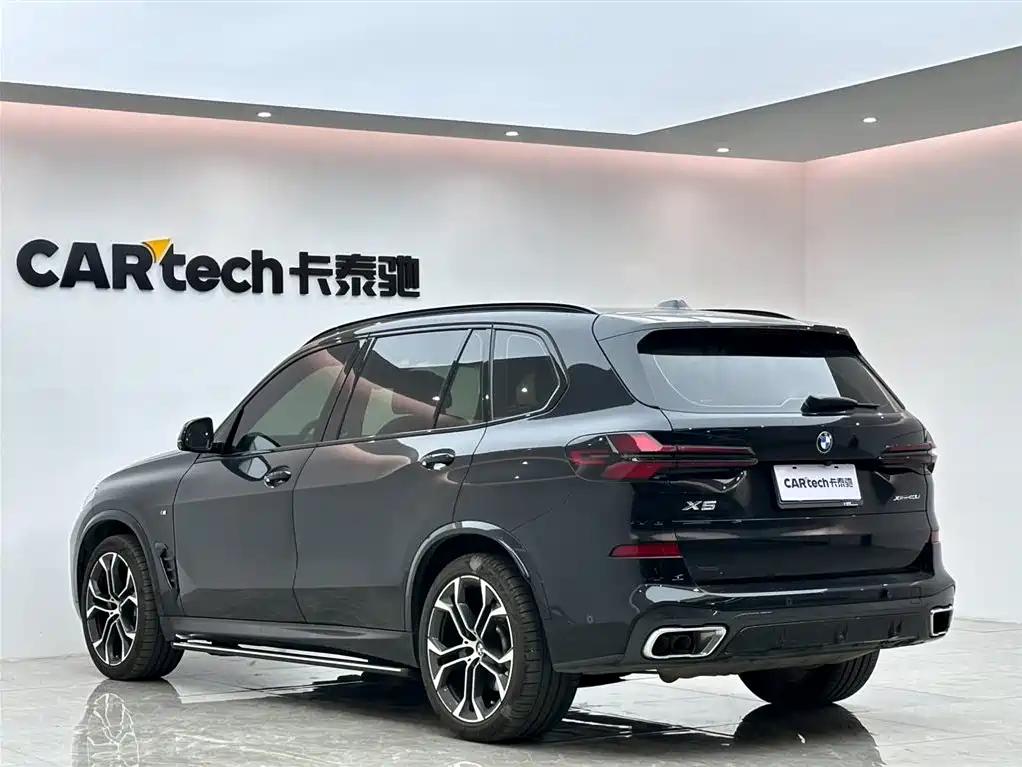 BMW X5 2023 xDrive 40Li Premium M Sport
