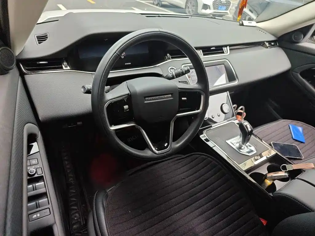 Land Rover Evoque — миниатюра 6