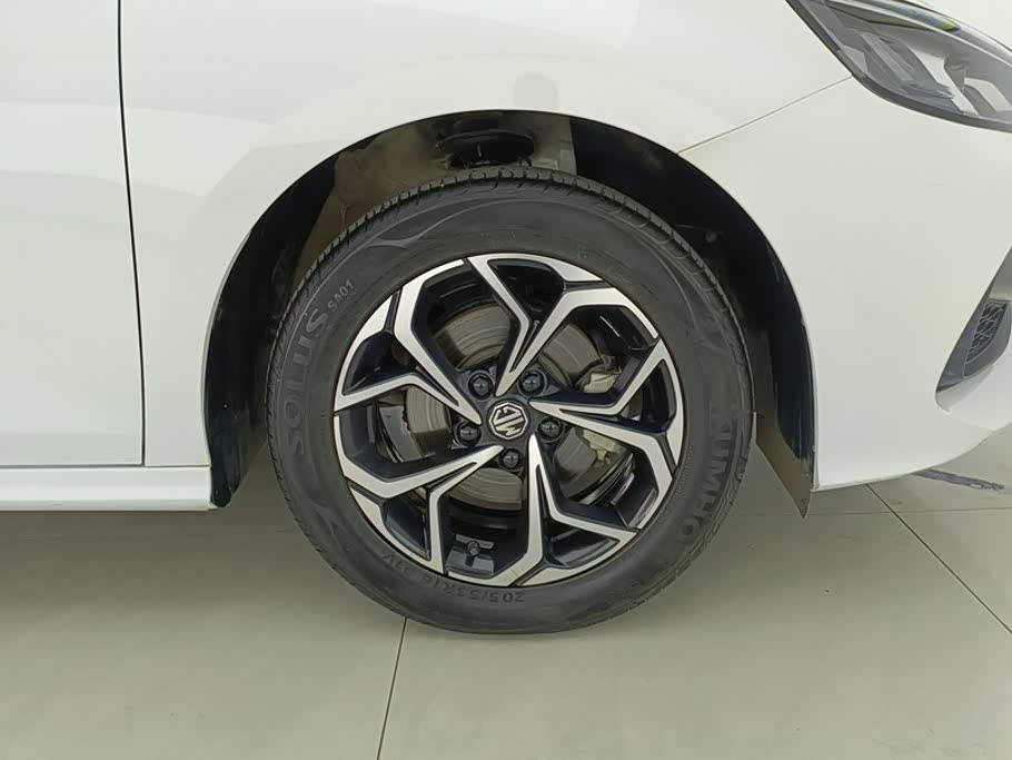 MG MG5 1.5 л 2024 г. Белый, пробег 20500 км