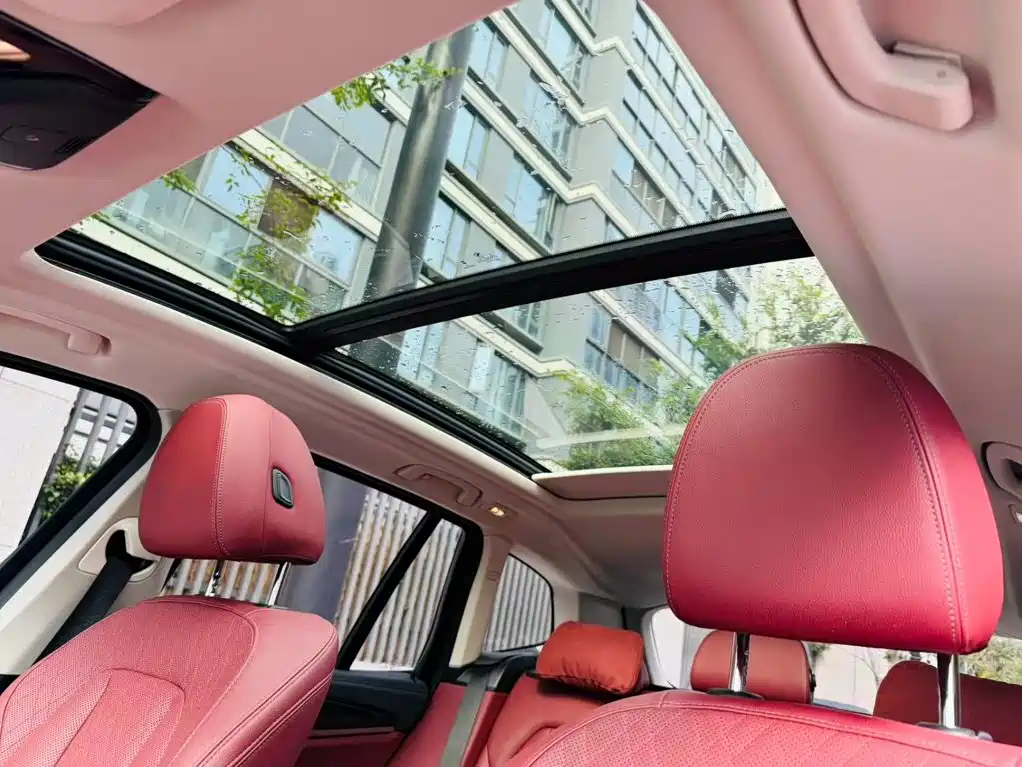 BMW iX3 — миниатюра 16