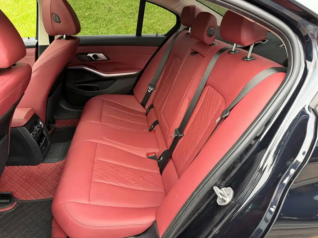 BMW 3 Series — миниатюра 12