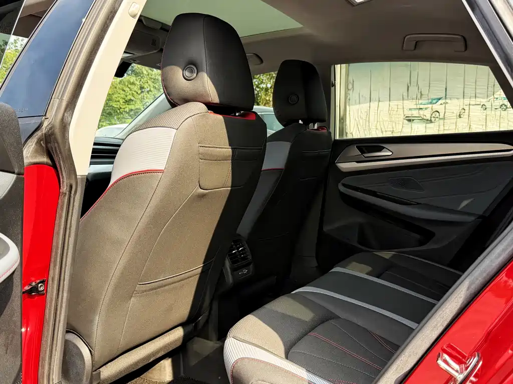 Volkswagen Lamando — миниатюра 13