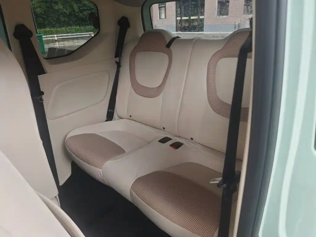 Wuling MINIEV — миниатюра 17