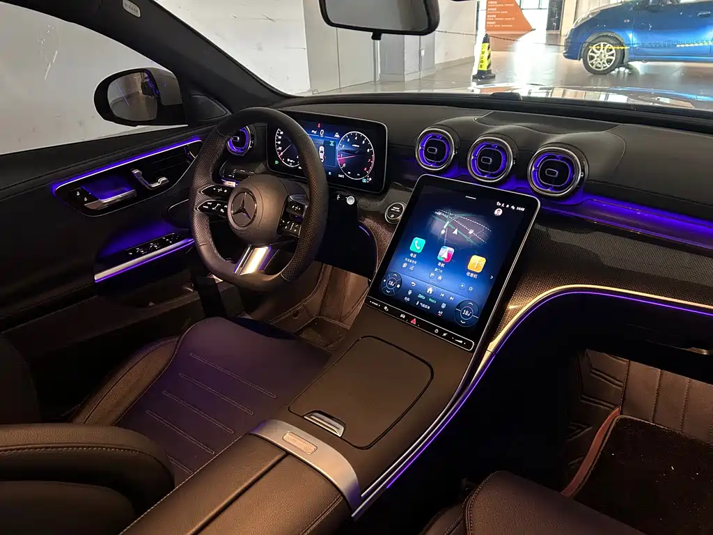 Mercedes-Benz C-Class — миниатюра 9