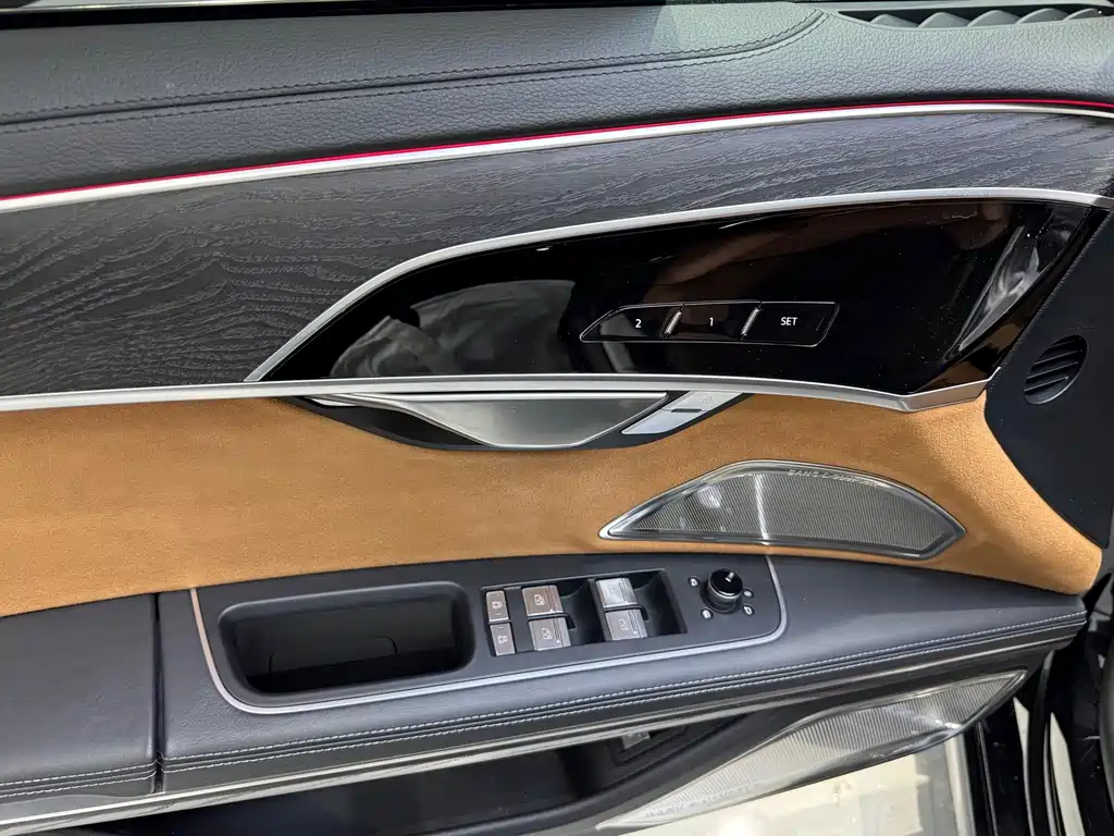 Audi A8 — миниатюра 11