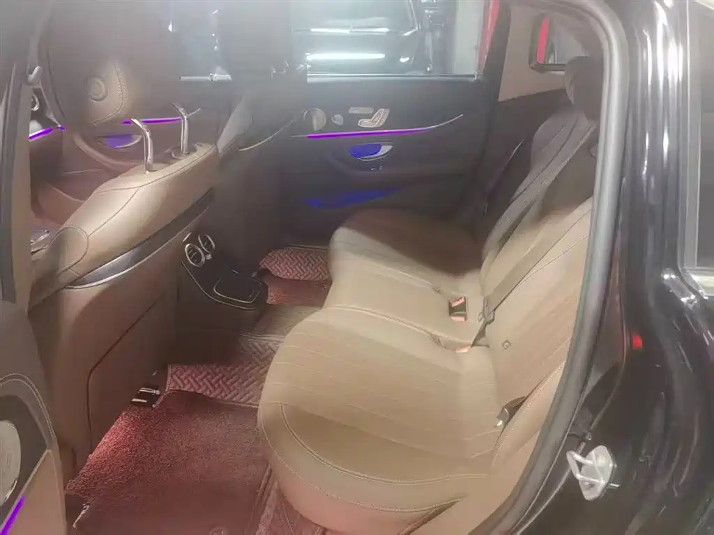 MERCEDES-BENZ  E CLASS