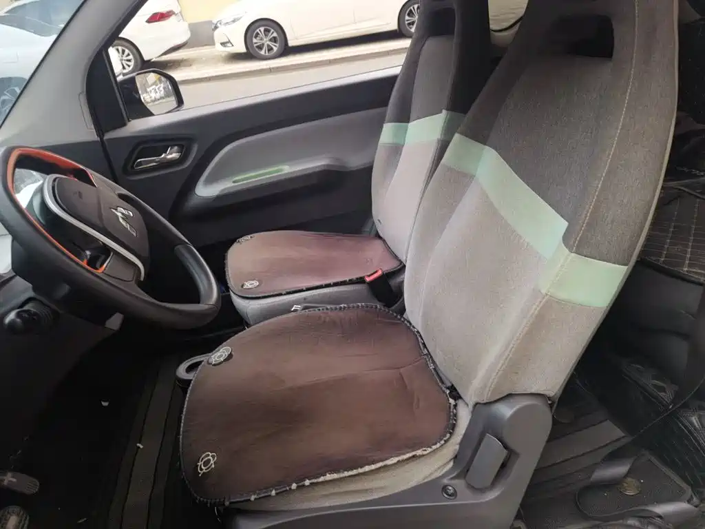 Wuling MINIEV — миниатюра 12