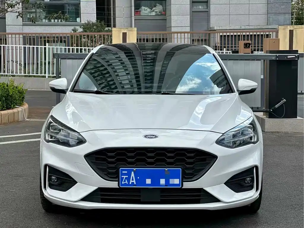Ford Focus — миниатюра 2