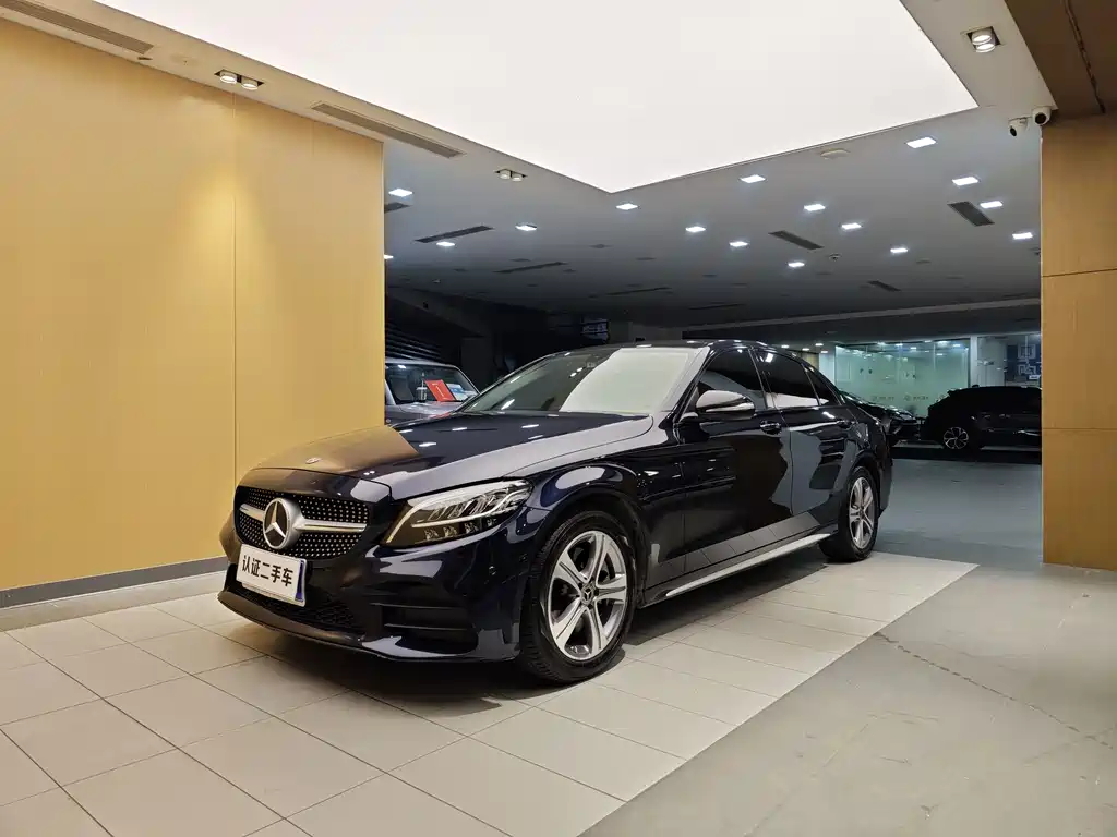 Mercedes-Benz C-Class 2020