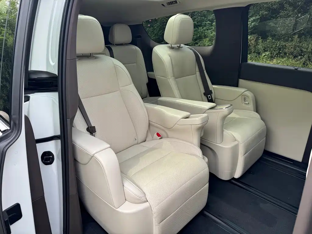 Li Auto Li MEGA — миниатюра 13