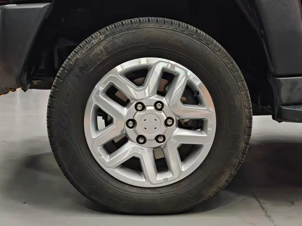 BAIC F40 2019 2.3T AT