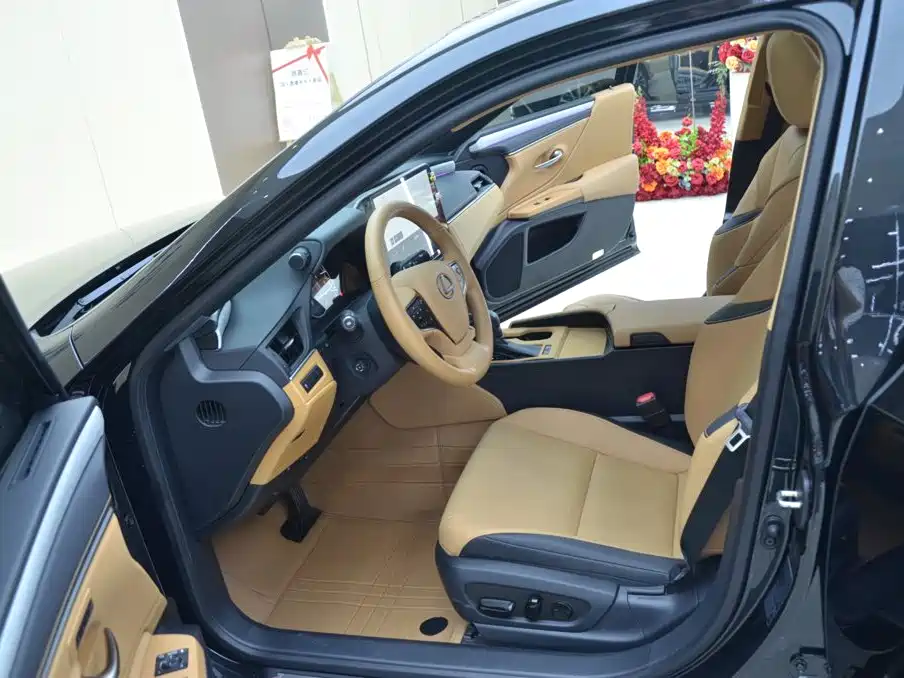 Lexus ES — миниатюра 4