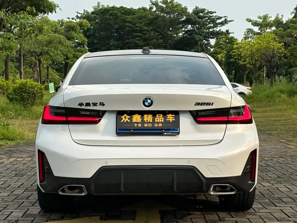 BMW 3 Series — миниатюра 11