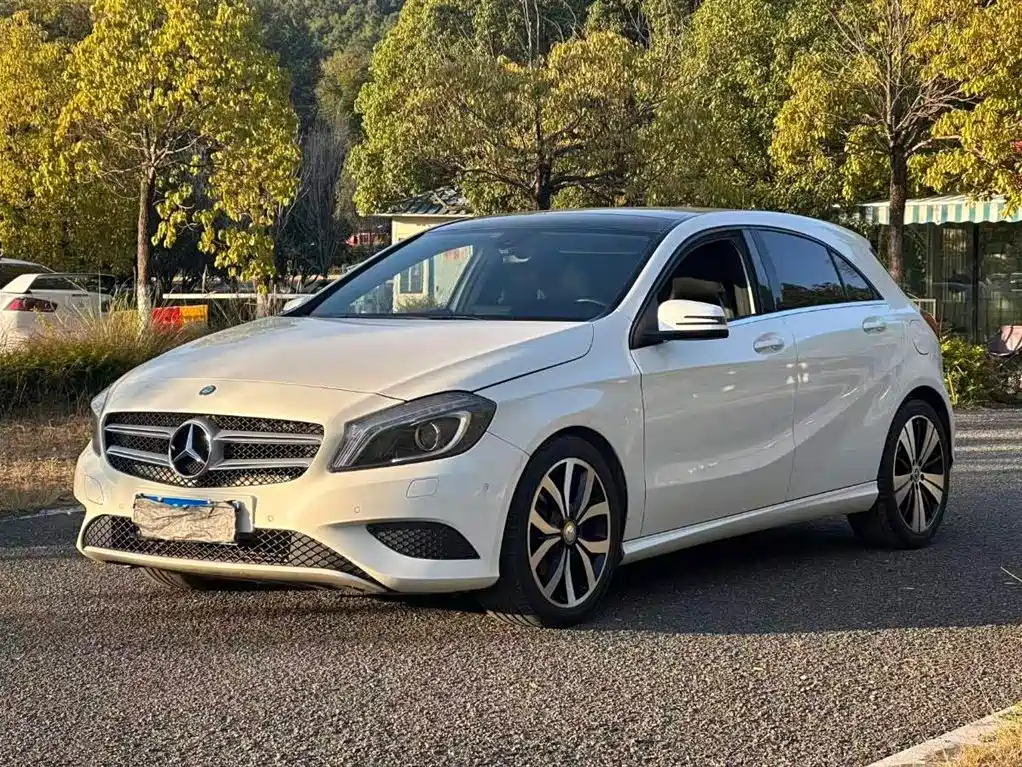 MERCEDES-BENZ A CLASS