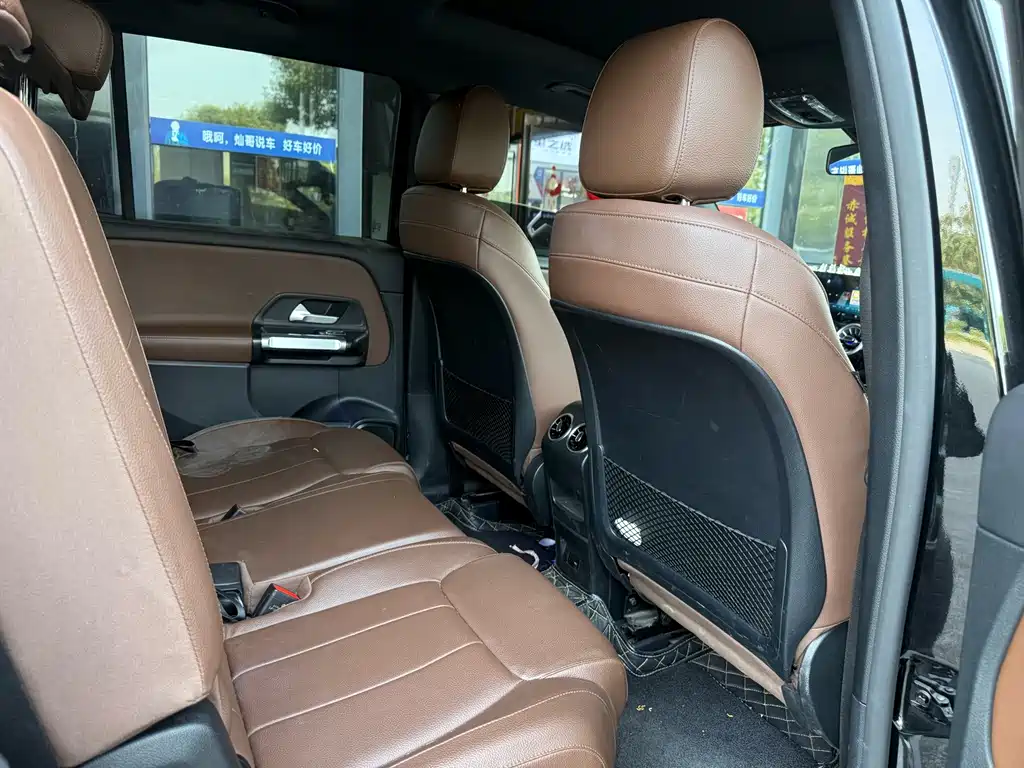 Mercedes-Benz GLB — миниатюра 7