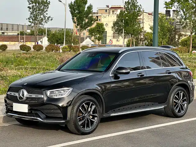MERCEDES-BENZ  GLC