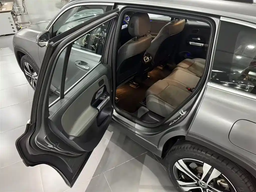 Mercedes-Benz EQB — миниатюра 15